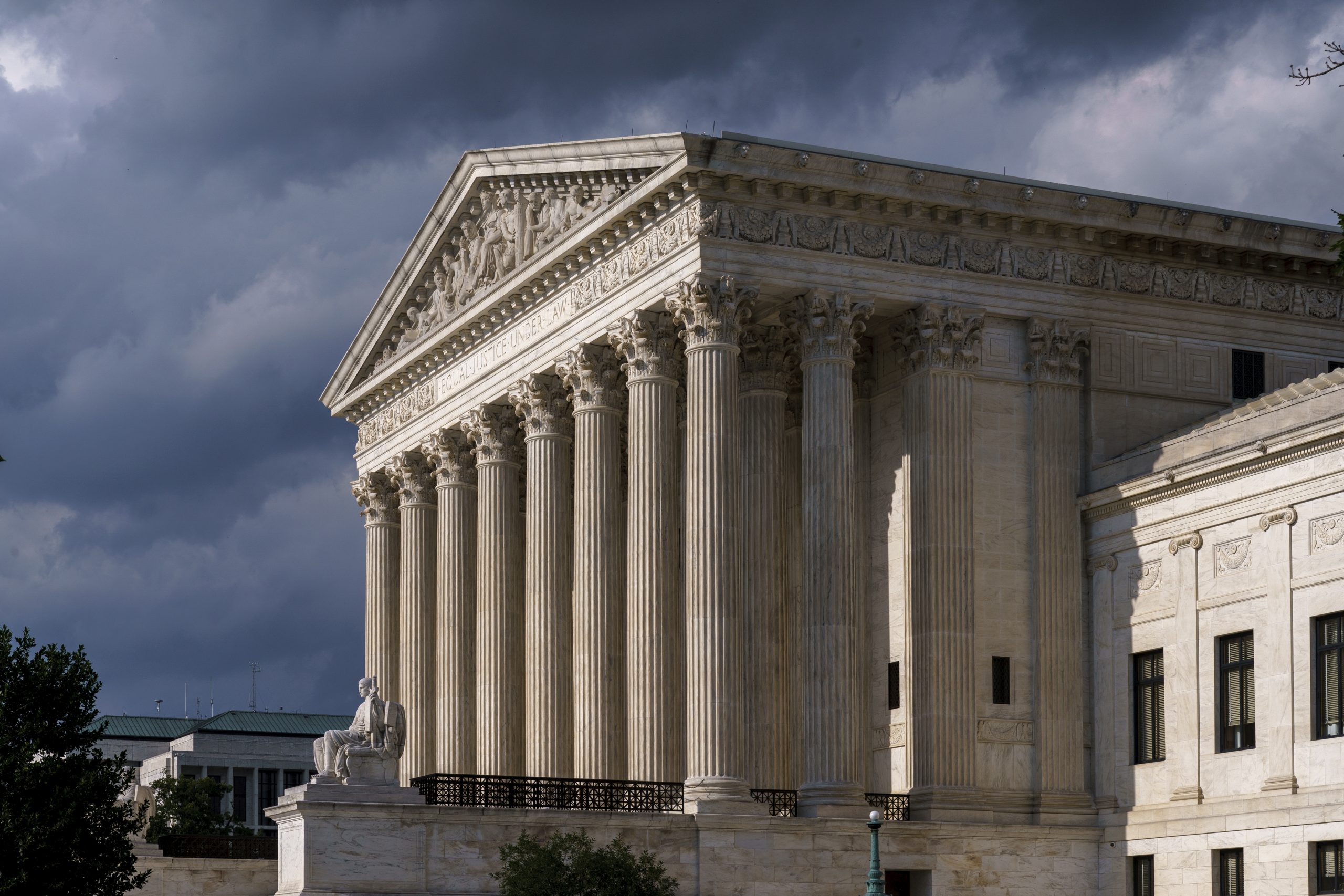 U S Supreme Court Sides With Former Athletes In Dispute With NCAA Over 